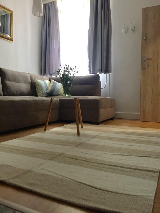 Apartamenty Blisko Plazy Podczele โควอบเซก ภายนอก รูปภาพ